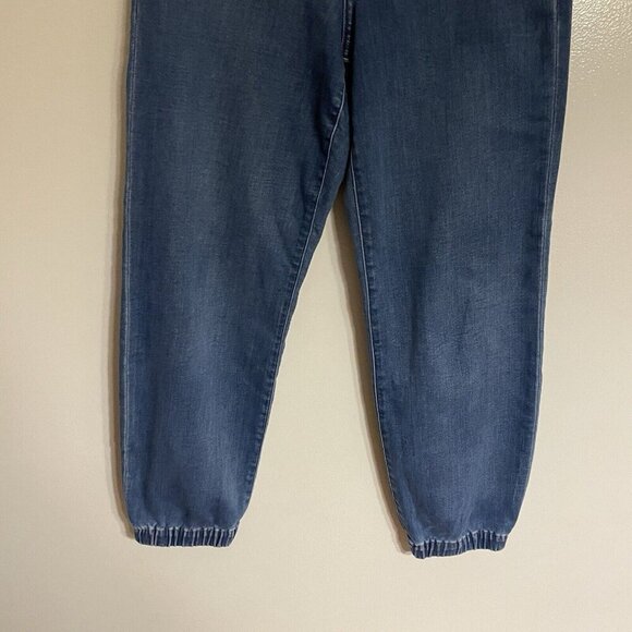 Express Womn 8 Medium Wash Luxe Comfort Knit Stretch Super High Rise Jogger Jean - Picture 3 of 11